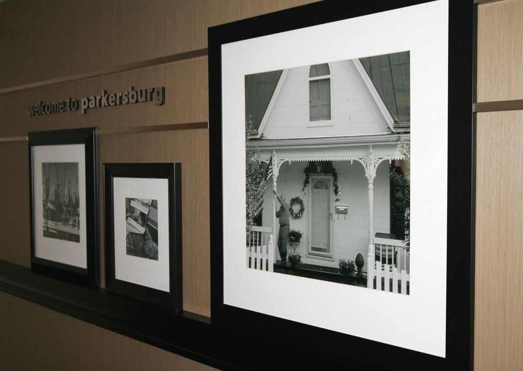 Hampton Inn Parkersburg/Mineral Wells Interior photo