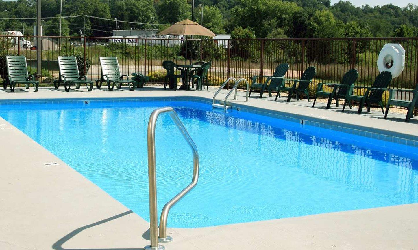 Hampton Inn Parkersburg/Mineral Wells Exterior photo