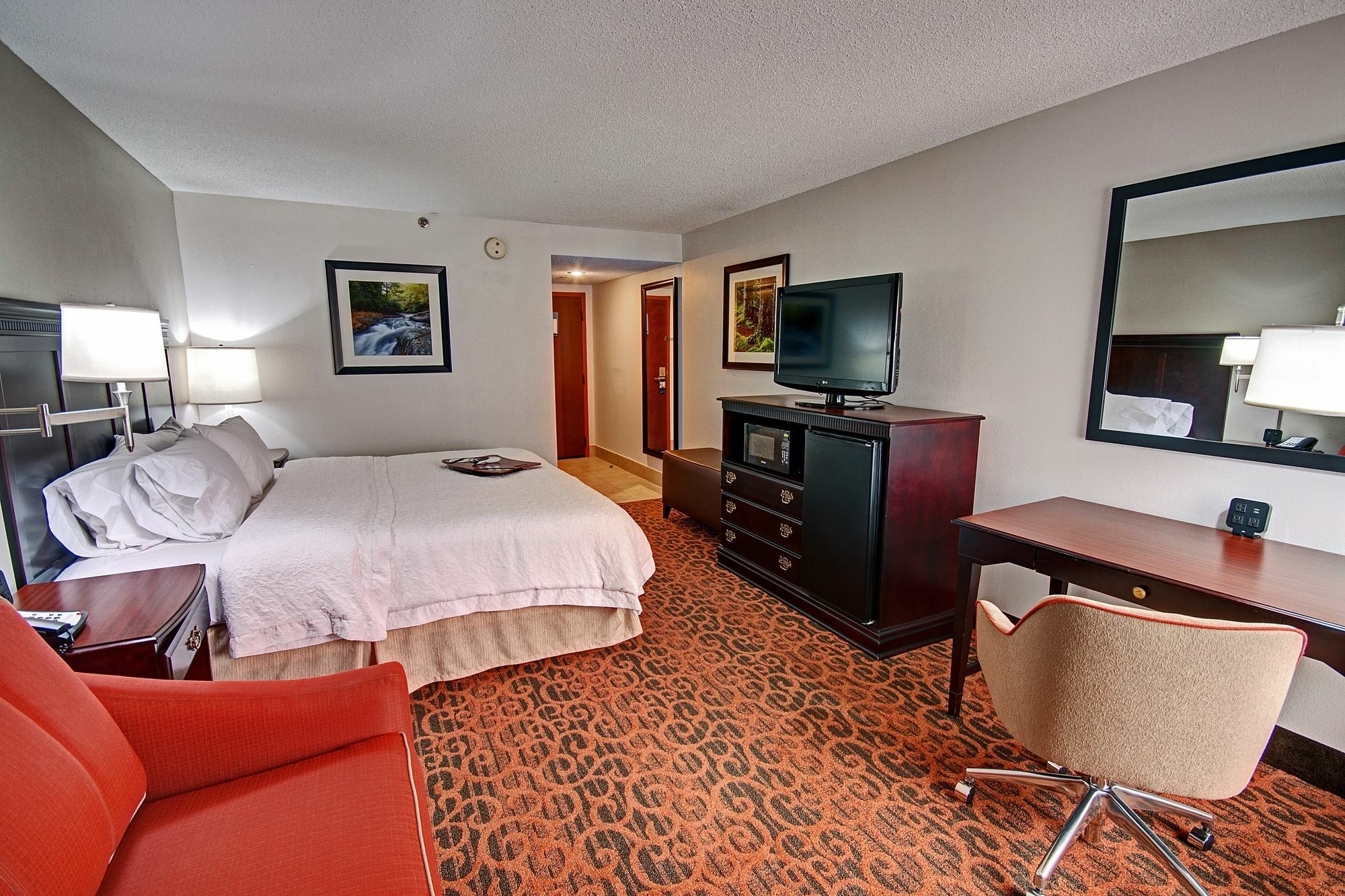 Hampton Inn Parkersburg/Mineral Wells Exterior photo